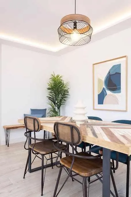 Sunnyland Apartment Arona Cho