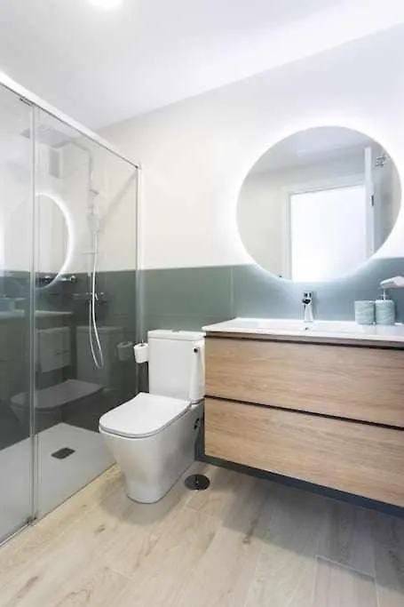 Sunnyland Apartment Arona Cho 0*,